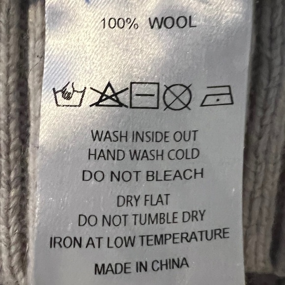 Hand Knitted Balaclava Hat Merino Wool Muted Soft Gray - Picture 5 of 5